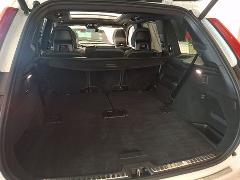 Certified 2023 Volvo XC90 B6 Ultimate w/ Protection Package Premier image 27