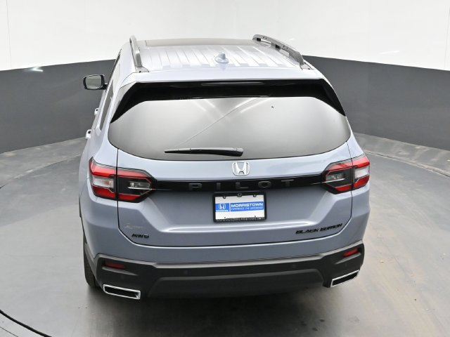Used 2025 Honda Pilot Black Edition image 41