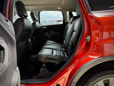 Used 2019 Ford Escape SEL FWD image 14
