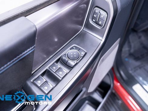 Used 2024 Ford F150 Platinum image 23