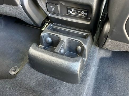 New 2025 Jeep Grand Cherokee L Limited w/ Black Appearance Package image 35