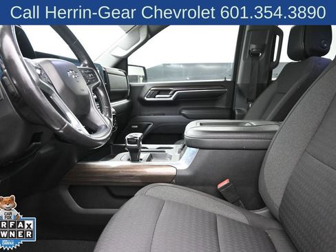 Used 2022 Chevrolet Silverado 1500 RST w/ Convenience Package II AWD/4WD image 13
