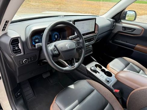 Used 2025 Ford Bronco Sport Outer Banks w/ Outer Banks Tech Package+ AWD/4WD image 16