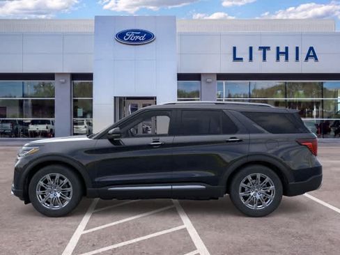 New 2026 Ford Explorer Platinum RWD image 3