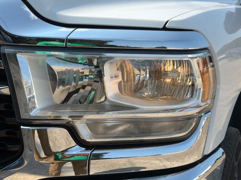 Used 2022 RAM 2500 Big Horn AWD/4WD image 9