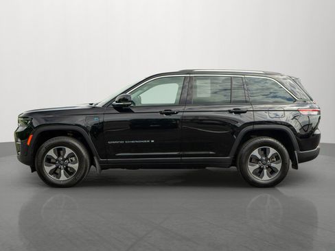 Used 2022 Jeep Grand Cherokee Limited 4xe w/ Luxury Tech Group II AWD/4WD image 4