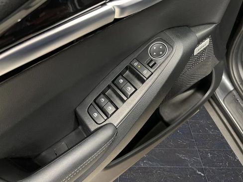 Used 2024 Kia Seltos SX w/ SX Sunroof Package image 30