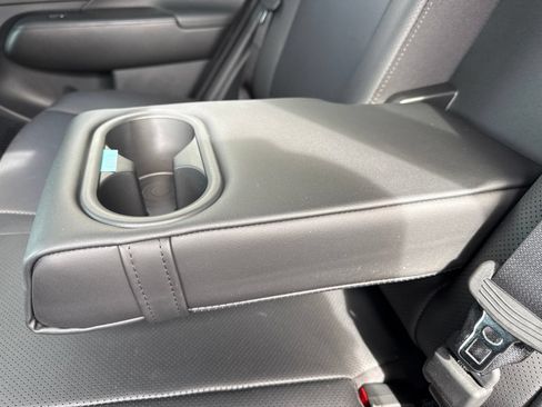 Certified 2025 Hyundai Kona Limited FWD image 15