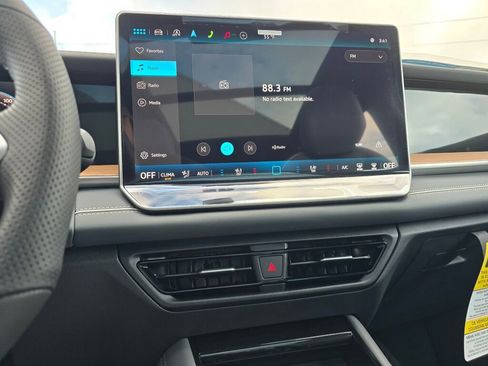 New 2026 Volkswagen Tiguan SEL R-Line image 26