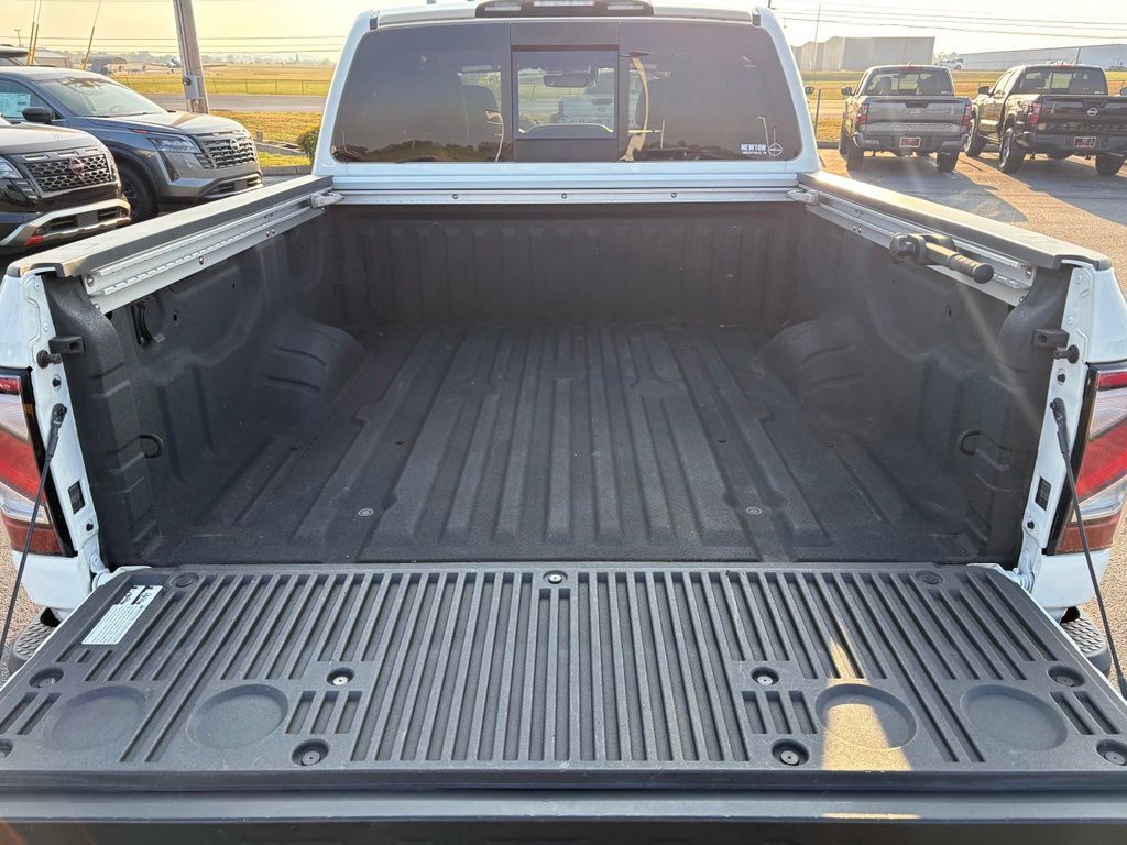 Used 2024 Nissan Titan PRO-4X w/ Pro-4x Convenience Package AWD/4WD image 7