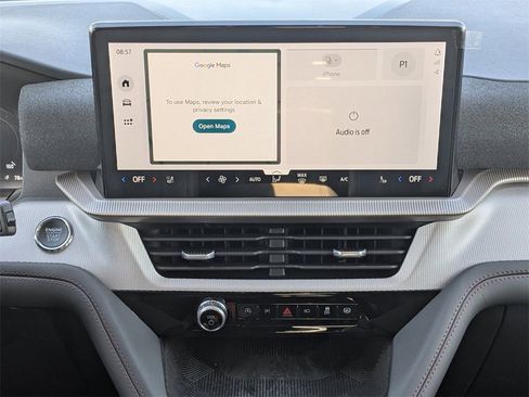 Used 2025 Ford Explorer Active w/ Active Comfort Package image 19