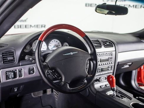 Used 2003 Ford Thunderbird image 16
