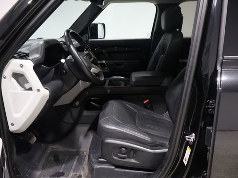 Used 2020 Land Rover Defender 110 HSE image 10