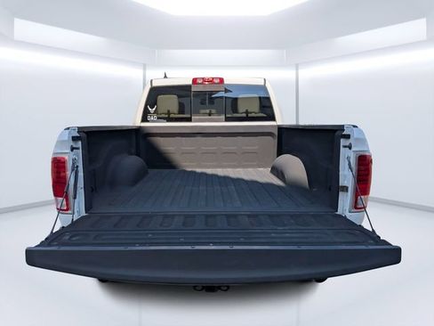 Used 2014 RAM 1500 Laramie AWD/4WD image 12