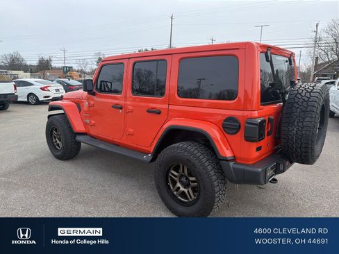 Used 2020 Jeep Wrangler Unlimited Sahara w/ Uconnect 4C Nav & Sound Group image 9