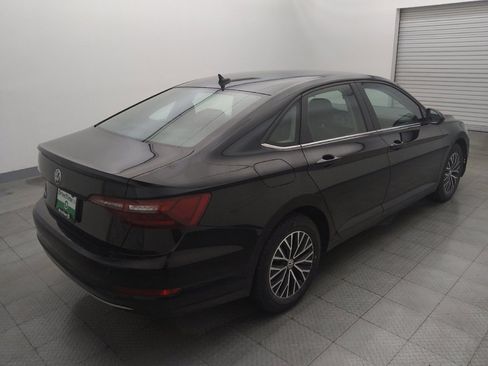 Used 2021 Volkswagen Jetta SE FWD image 9