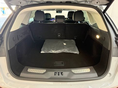 Used 2022 Ford F150 XL w/ Trailer Tow Package image 11