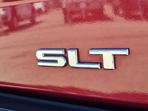 Used 2017 GMC Sierra 1500 SLT w/ SLT Premium Package image 7