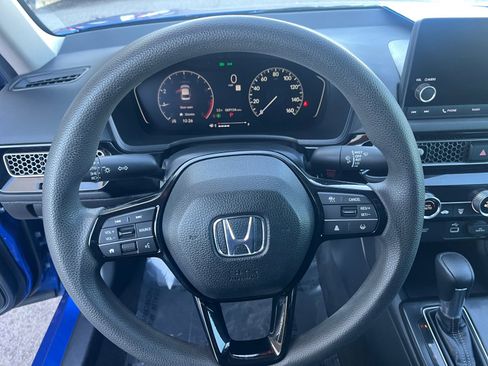 Used 2022 Honda Civic LX image 9