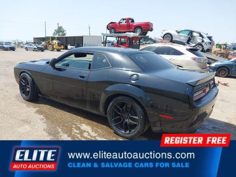 Used 2016 Dodge Challenger SRT Hellcat image 6