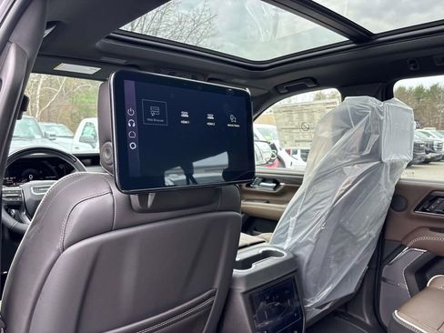 New 2026 GMC Yukon XL Denali Ultimate image 10