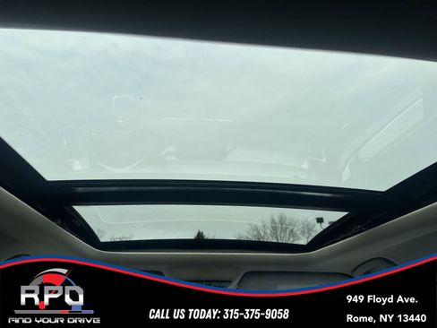 Used 2022 Nissan Pathfinder Platinum w/ Cargo Package AWD/4WD image 13