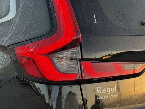 Used 2024 Honda CR-V Sport image 11