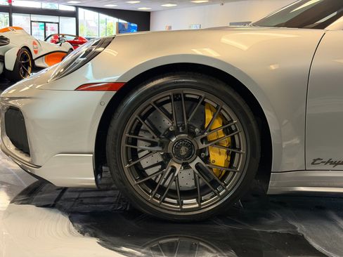 Used 2026 Porsche 911 Turbo S AWD/4WD image 15