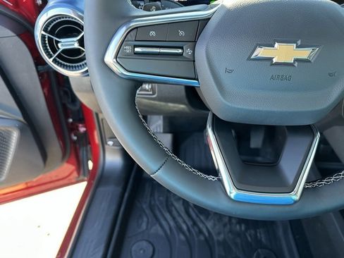 New 2026 Chevrolet Equinox EV LT image 5