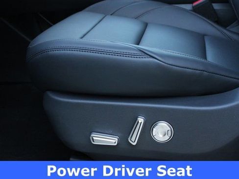 New 2026 Lincoln Nautilus Premier image 32