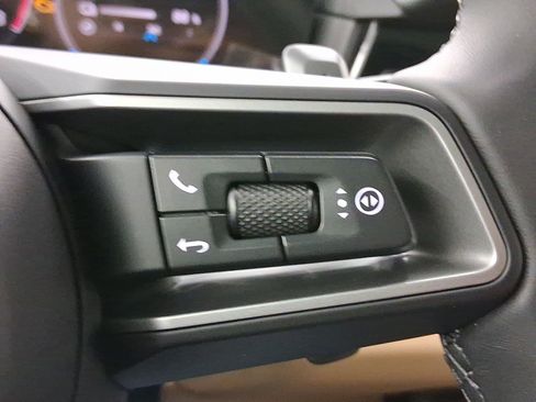 New 2026 Porsche Cayenne S image 18