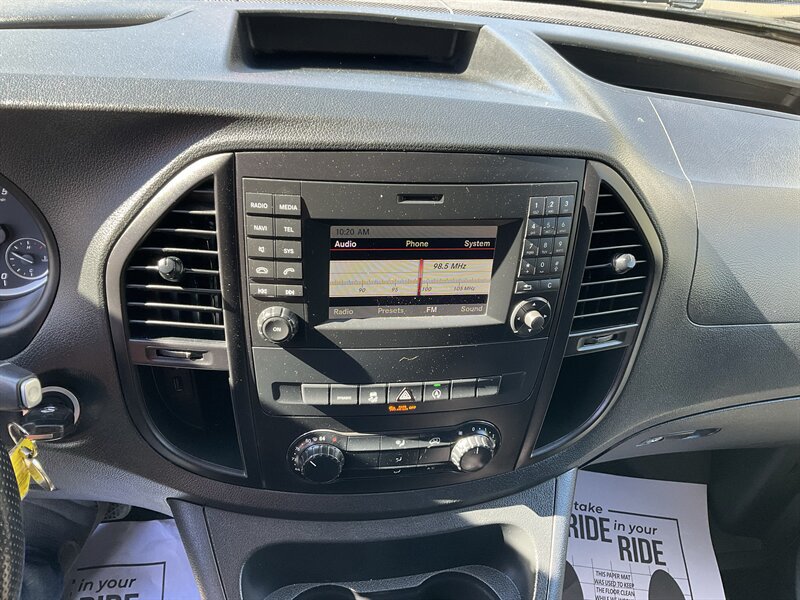 Used 2020 Mercedes-Benz Metris image 19