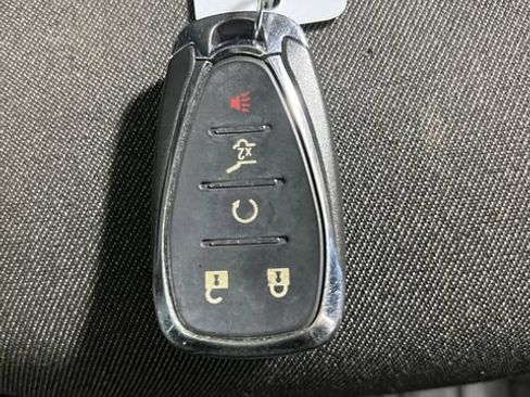 Used 2020 Chevrolet Equinox LT FWD image 25