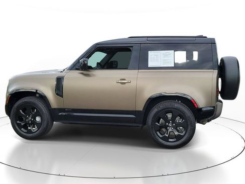 Used 2021 Land Rover Defender 90 X-Dynamic S AWD/4WD image 7