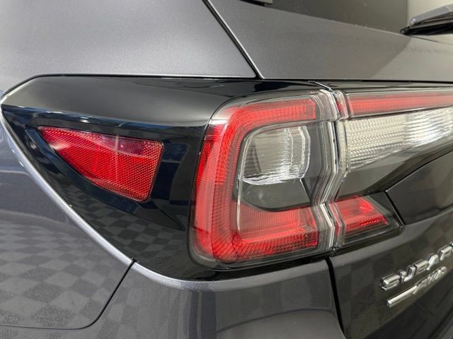 Used 2022 Subaru Outback Touring AWD/4WD image 13