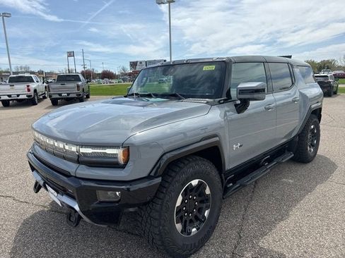 New 2024 GMC Hummer EV 2X w/ Extreme Off-Road Package image 7