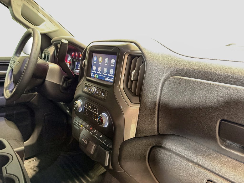 Used 2026 Chevrolet Silverado 1500 Custom Trail Boss AWD/4WD image 27