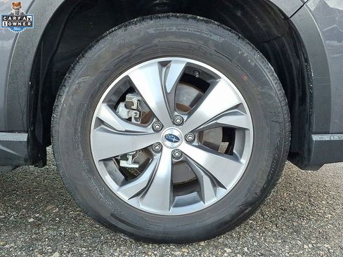 Used 2024 Subaru Ascent Premium w/ Convenience Package image 9