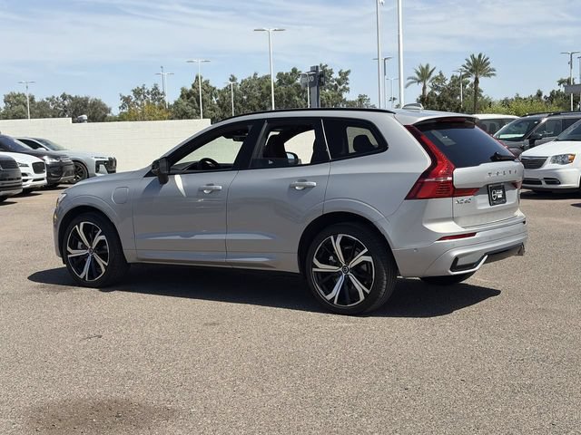 Certified 2025 Volvo XC60 T8 Ultra w/ Protection Package Premier AWD/4WD image 8