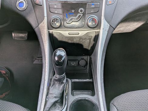 Used 2011 Hyundai Sonata SE w/ Navigation & Sunroof Pkg 4 image 19