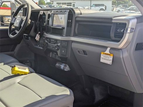 Used 2024 Ford F350 XL w/ Snow Plow Prep Package image 29