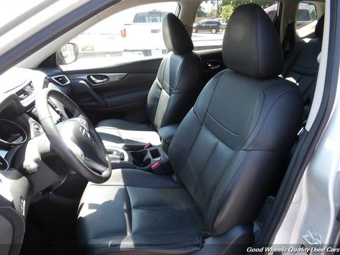 Used 2015 Nissan Rogue SL AWD/4WD image 13