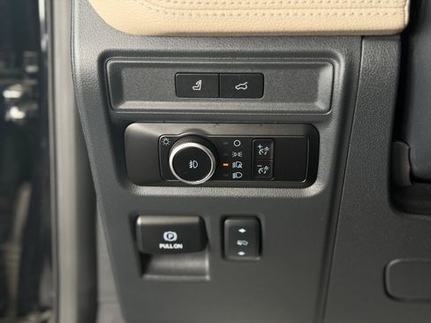 Used 2024 Ford Expedition Max Limited AWD/4WD image 52