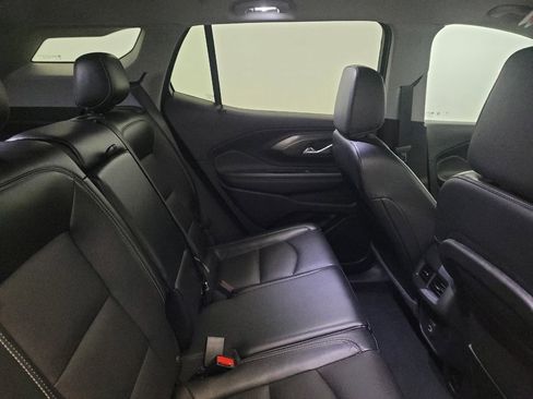 Used 2023 GMC Terrain SLT image 19