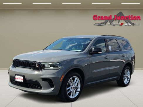 Used 2024 Dodge Durango GT AWD/4WD image 3