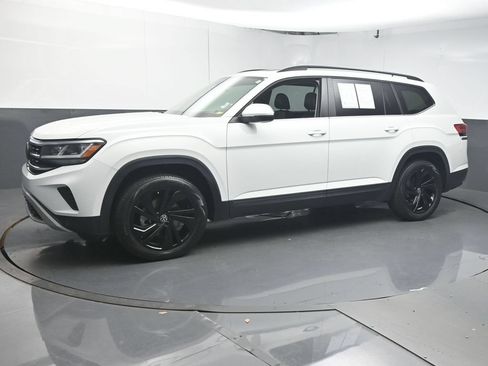 Used 2022 Volkswagen Atlas SE FWD image 4