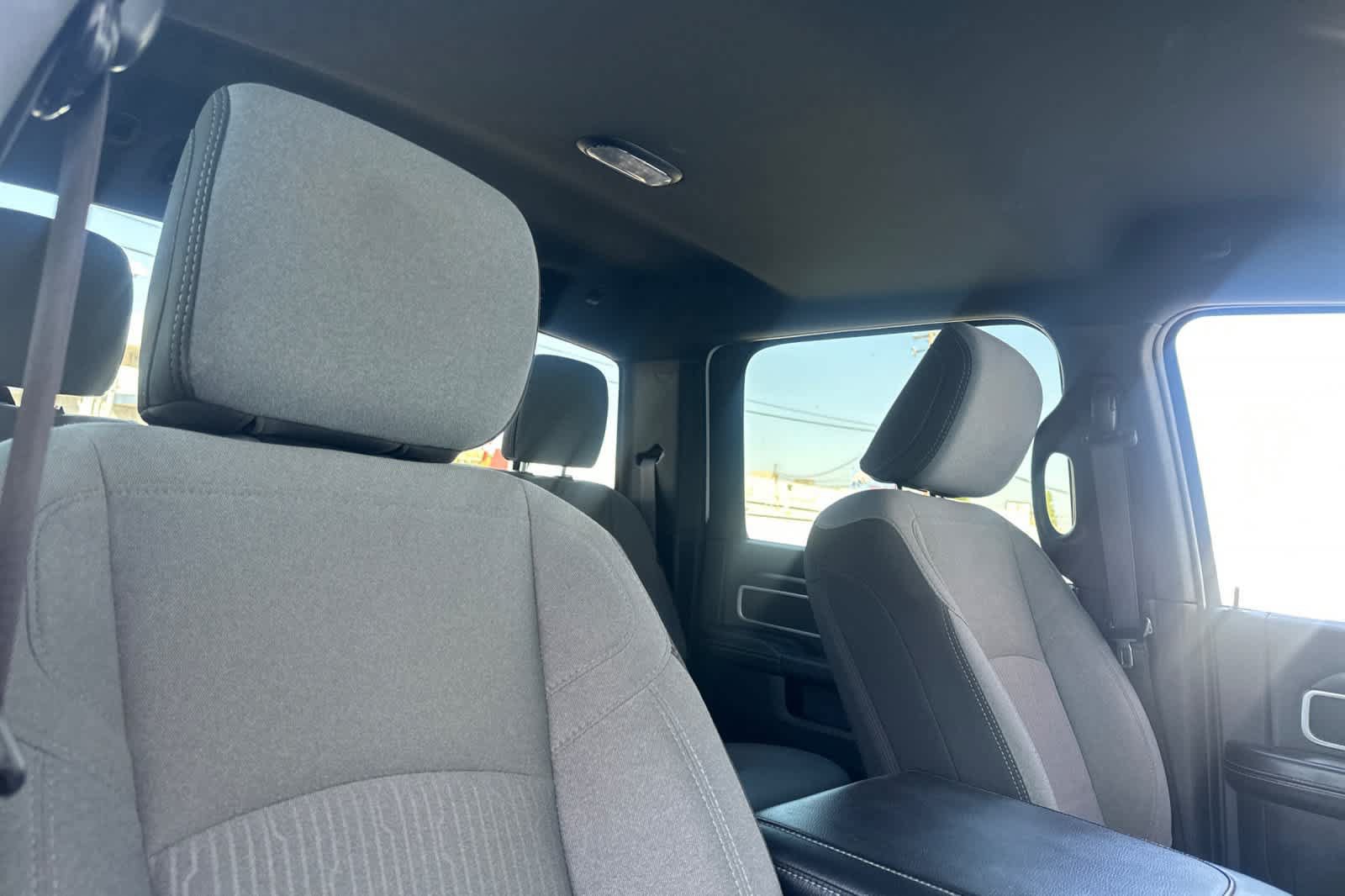 Used 2024 RAM 2500 Big Horn AWD/4WD image 18