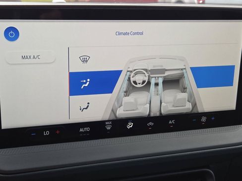 New 2026 Ford Maverick Lobo AWD/4WD image 30