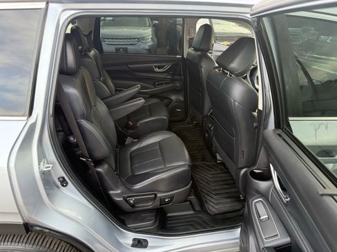 Used 2024 Subaru Ascent Limited w/ Technology Package AWD/4WD image 28