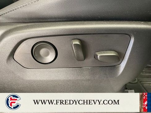 Certified 2024 Chevrolet Suburban Z71 w/ Off-Road Capability Package image 39